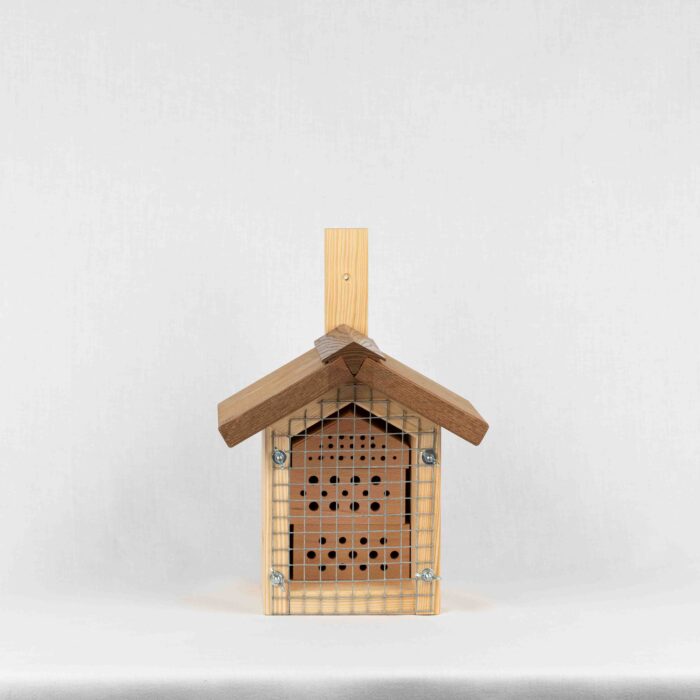 Nisthilfe für Wildbienen klein